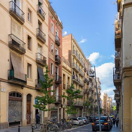 Friendly Family Poble-Sec Appartamento Barcellona Esterno foto