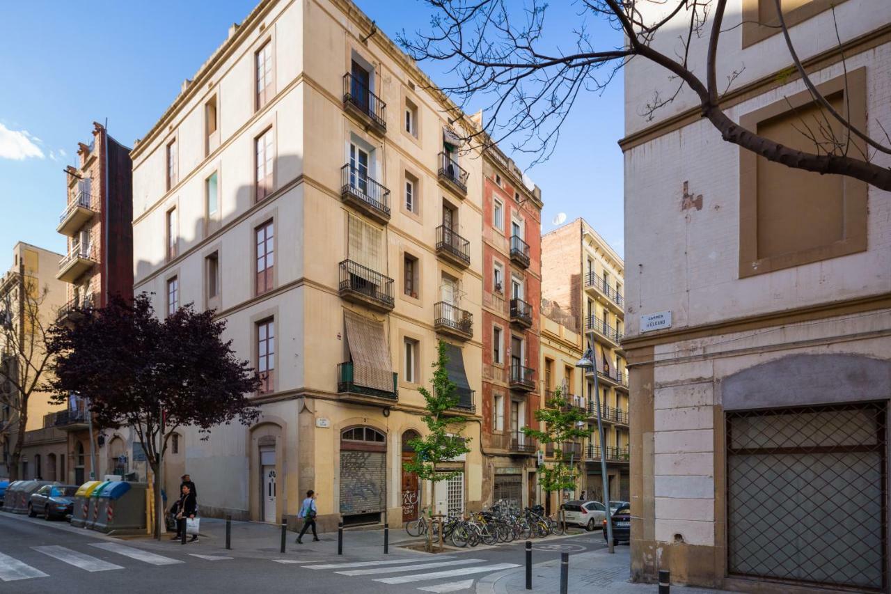 Friendly Family Poble-Sec Appartamento Barcellona Esterno foto